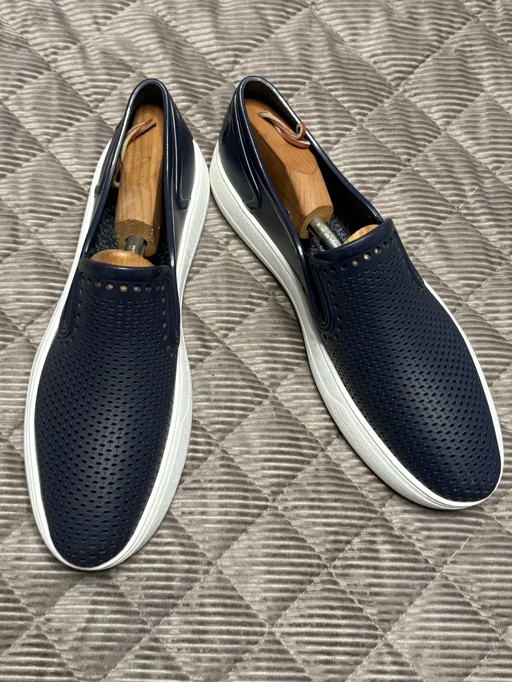Salvatore Ferragamo Men’s Sneakers 12 - Picture 2 of 16